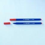 Nebulo Tűfilc piros 0,4mm, f&eacute;mcs&uacute;cs, h&aacute;romsz&ouml;g alak&uacute; test