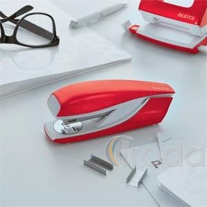 Tűzőgép Leitz 5502 piros asztali 55021026