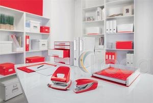 Tűzőgép Leitz 5502 piros asztali 55021026
