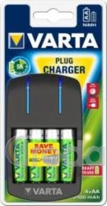 Akkutöltő Varta 'Plug' 4xAA, 2100mAh