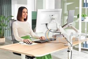 Leitz Ergo Dual helytakar&eacute;kos monitor- &eacute;s laptopkar, vil&aacute;gosz&uuml;rke