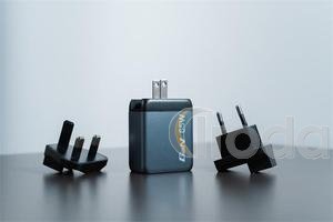 H&aacute;l&oacute;zati t&ouml;ltő, 2xUSB-C PD (65W), USB-A QC 3.0, EU/UK/US, GaN, VERBATIM